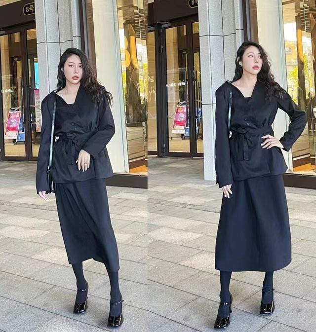 技巧：简约牛仔裤提升时尚感千亿球友会中年女性秋季穿搭(图6)
