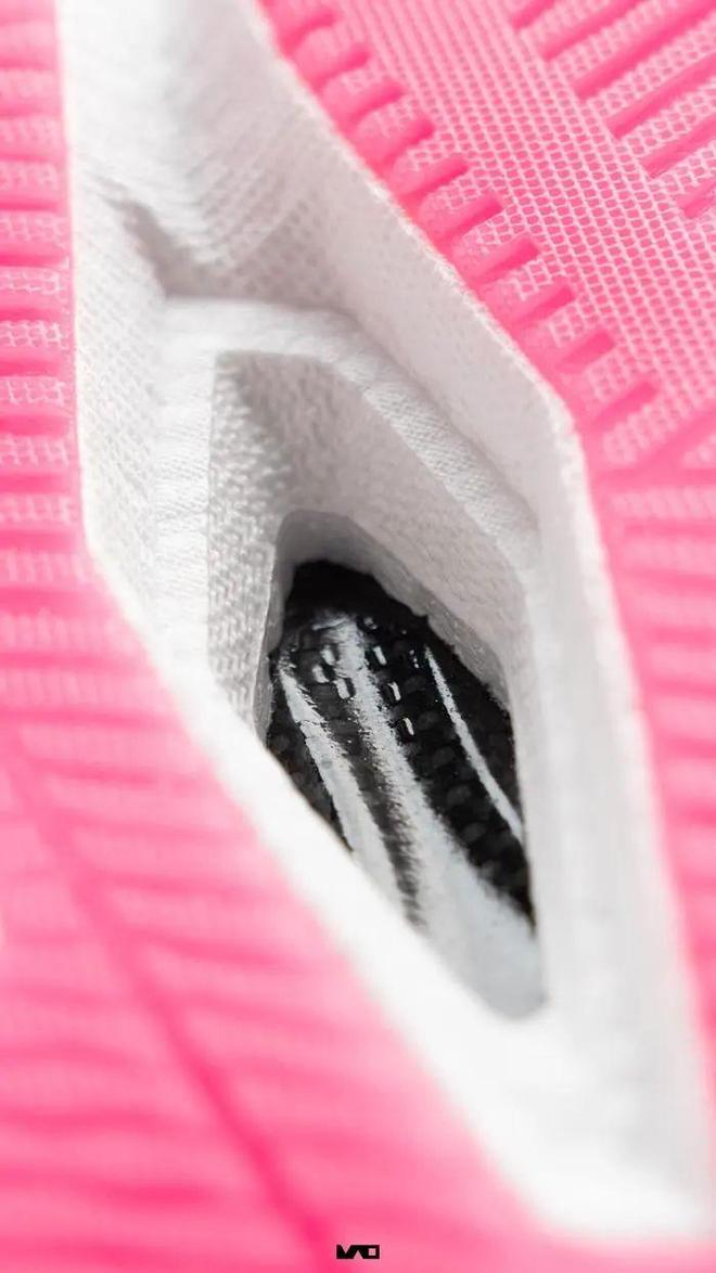 马拉松跑者的高性价比碳板跑鞋之选！直降200元！特步360X 20！(图3)