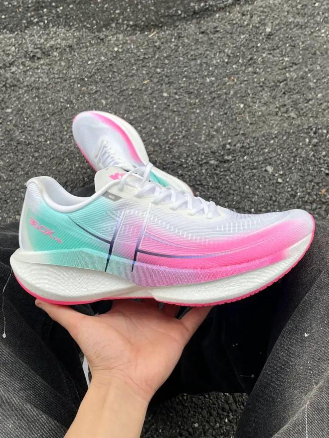 马拉松跑者的高性价比碳板跑鞋之选！直降200元！特步360X 20！(图10)