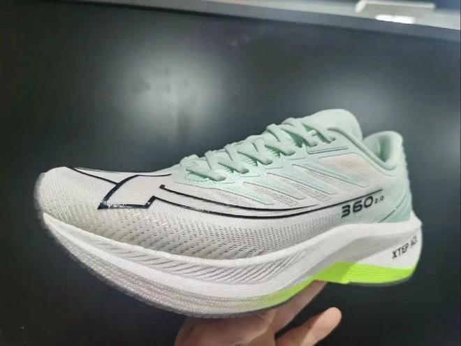 马拉松跑者的高性价比碳板跑鞋之选！直降200元！特步360X 20！(图7)